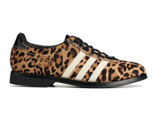 รายละเอียดรองเท้า adidas x Brain Dead Bowling ตัวอย่างงาน Co-branding