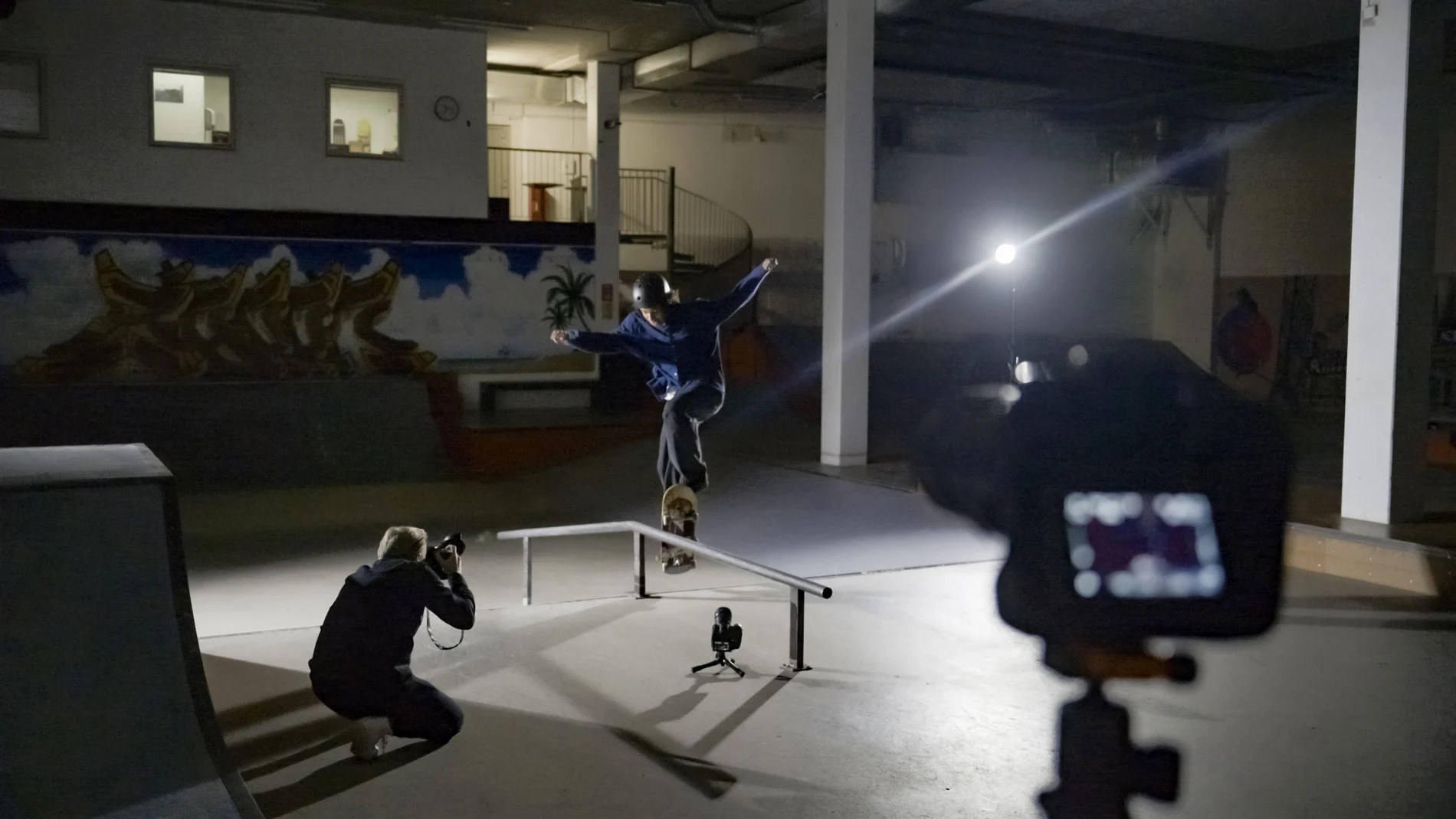 ภาพแนวคิดการใช้ Auto capture ของ Nikon วางกล้องเฝ้าจุดถ่าย