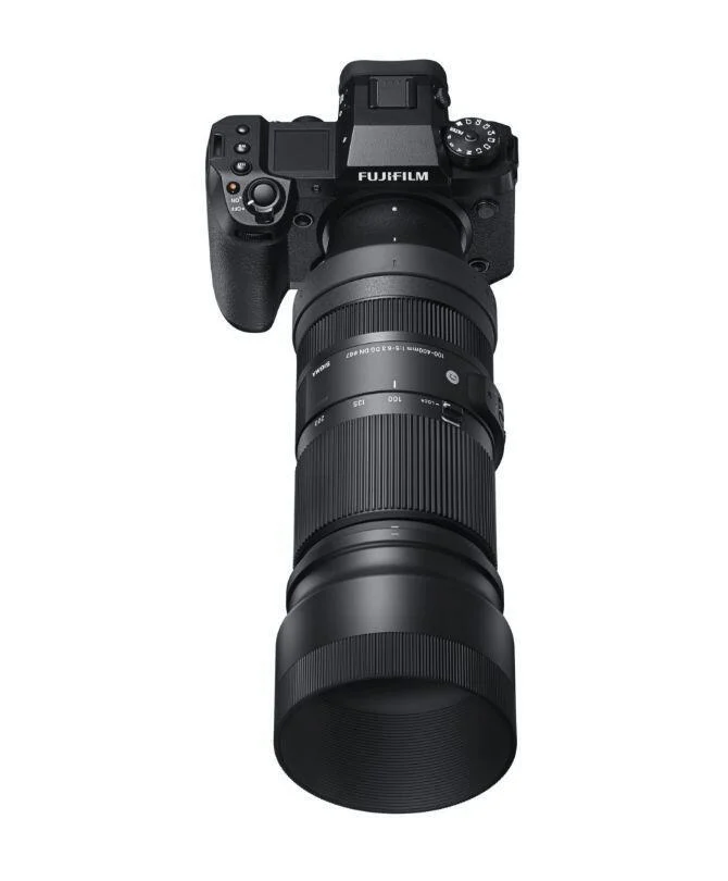 เลนส์เทเลซูม SIGMA 100-400mm F5-6.3 DG DN OS Contemporary ติดกับกล้อง