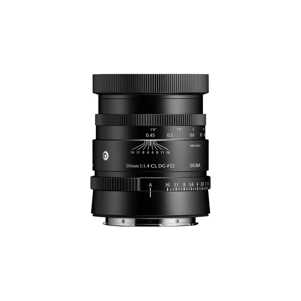 SIGMA 50mm F1.4 CL ตอนกระบอกเลนส์ยืดออกเวลาโฟกัสใกล้